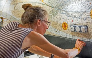 Atelier de mosaïque Muse Coquelicot : Marie Voisin_Saint-Pierre-de-Colombier