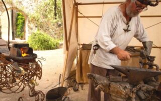 La Tête en Friche_Saint-Pierre-de-Colombier